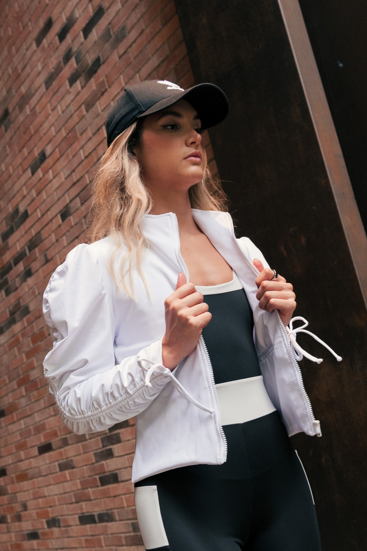 JACKET / WHITE