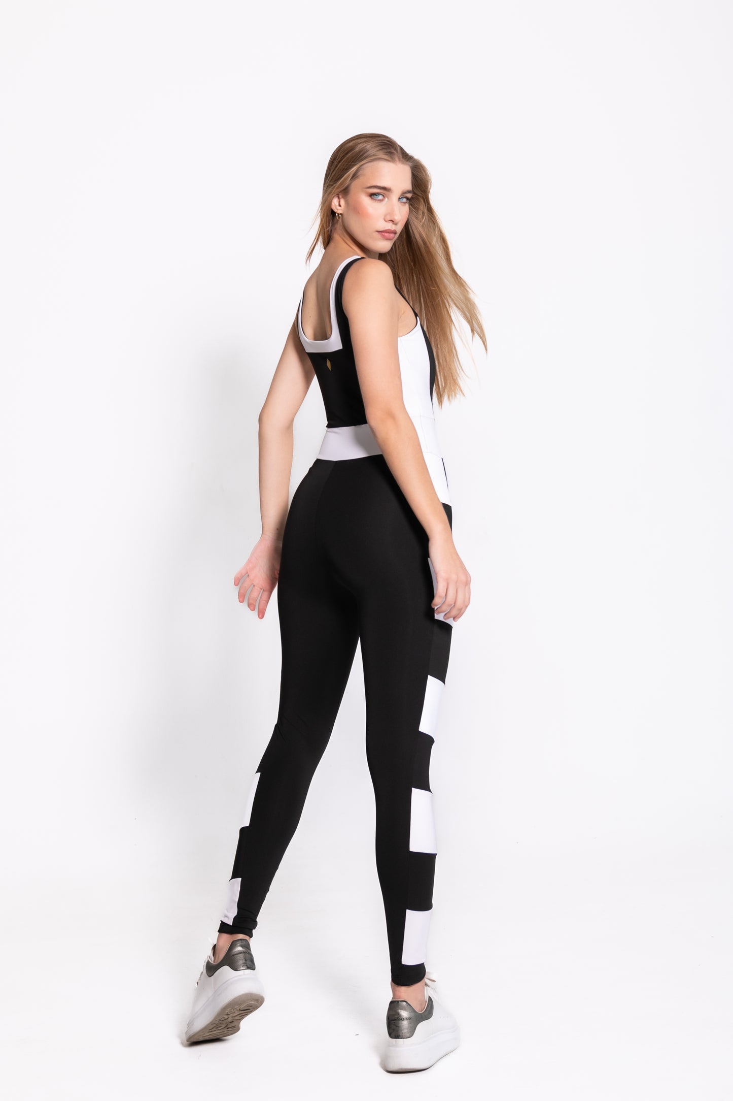 JUMPSUIT / BLACK AND LIGHT GREY